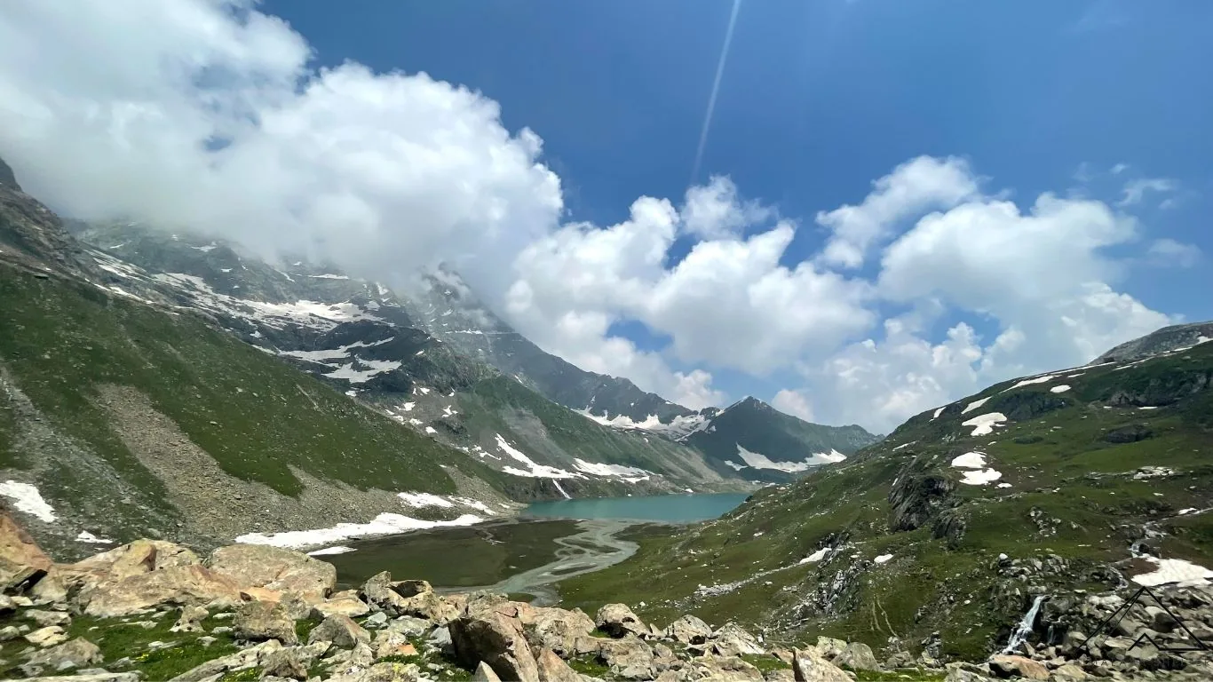 Kolahoi Glacier Trek trek in the Himalayas by Himalaya Shelter