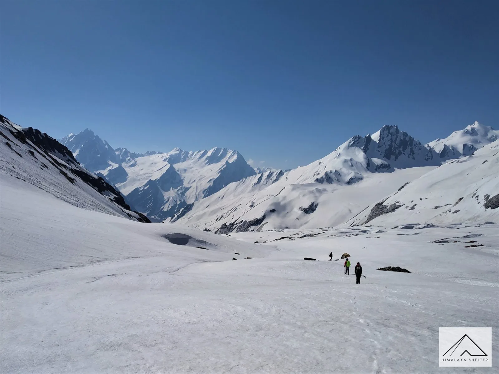 Audens Col trek in the Himalayas by Himalaya Shelter