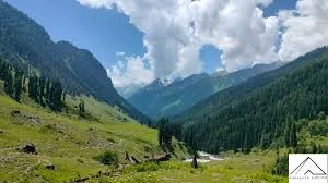 Tosh Valley Trek